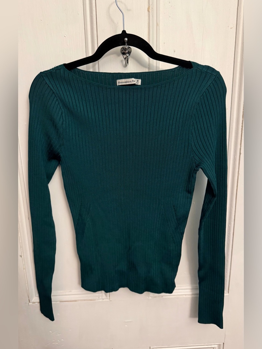 Abercrombie & Fitch Ribbed Knit Long Sleeve Top – Size Medium
